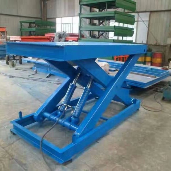 2 metrong scissor lift