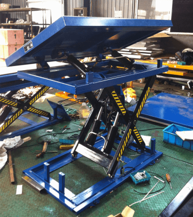 cargo scissor lift